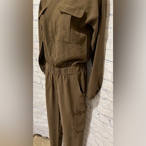 Lilly’s Kloset One Piece Flight Suit Long Sleeve Brown  Jumpsuit Romper S - Picture 4 of 9